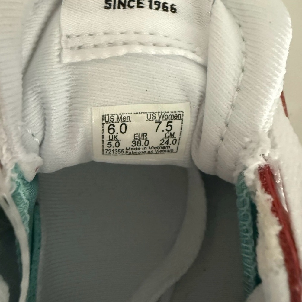 Vans Women's Red and White Sneakers - Picture 6 of 6